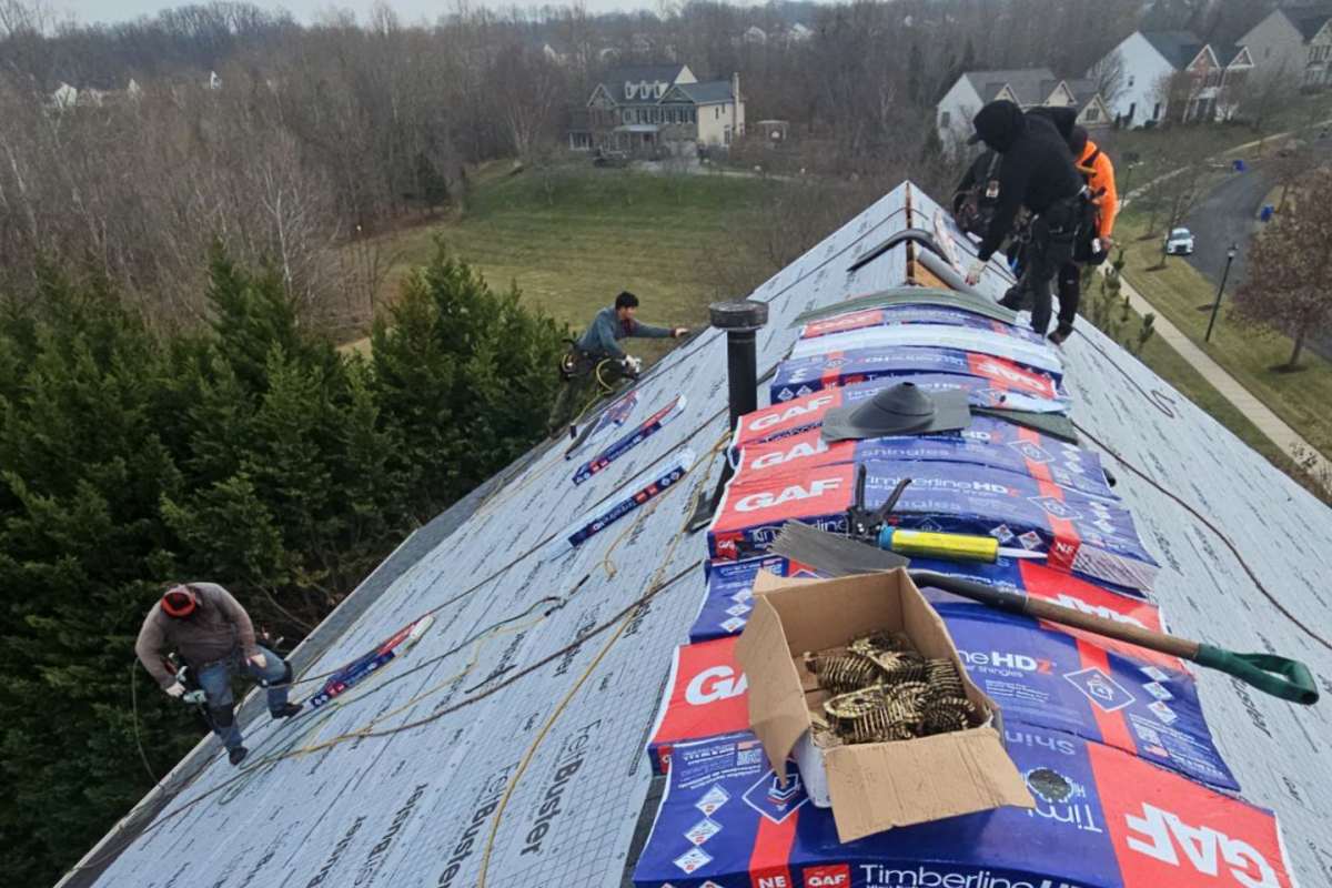 Germantown MD roofing contractors on roof