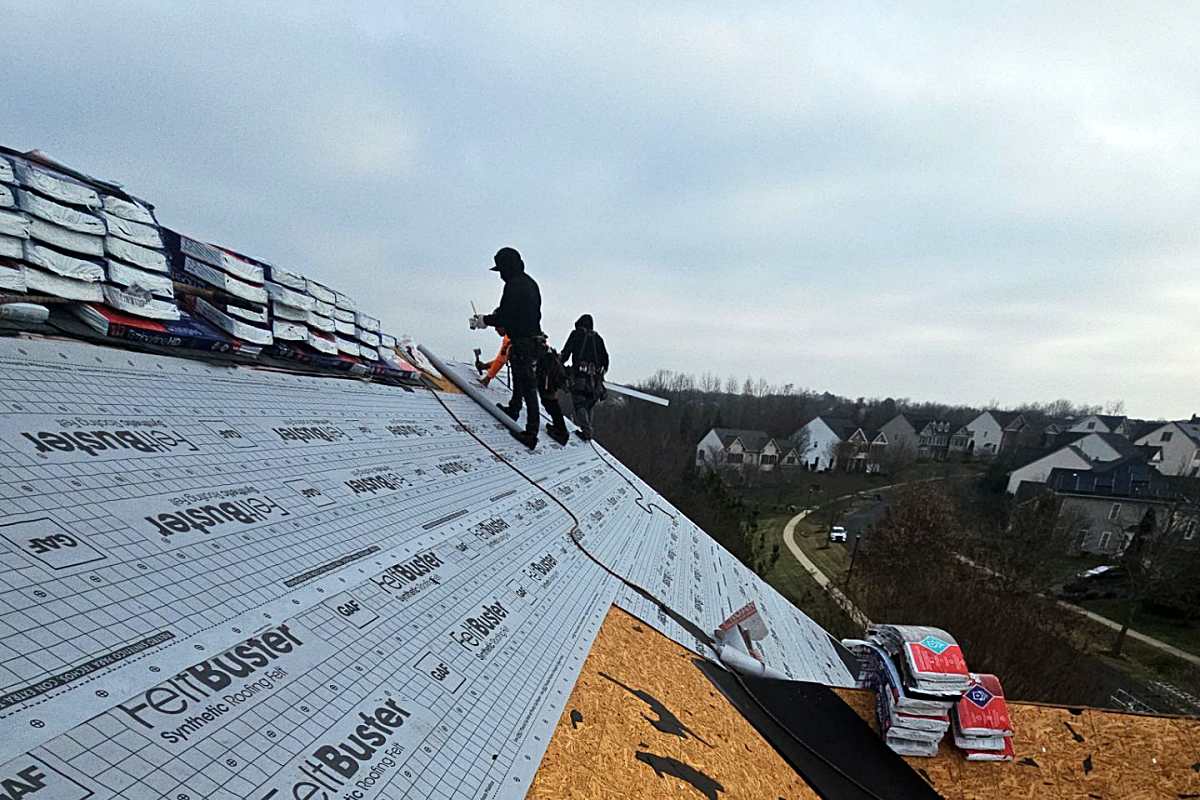 Northern VA roofing contractors on roof